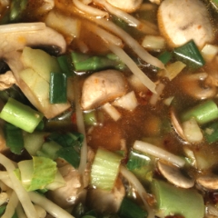 Mushroom curry soup