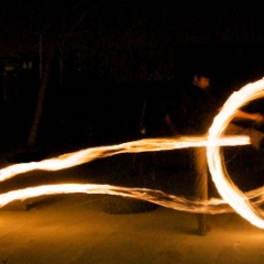 Rope dart fire looks like a chaise