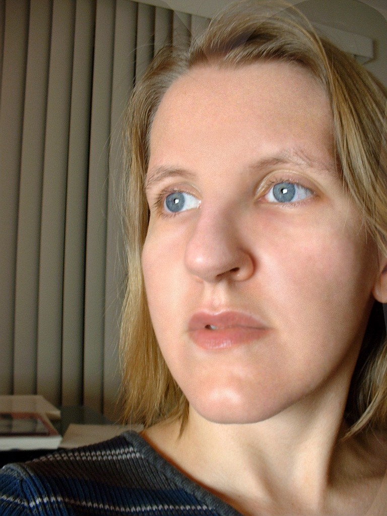 Pictures of Kristen photograph. 