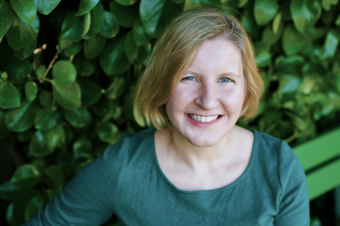 Pictures of Kristen photograph. Photo by Ickaboo
