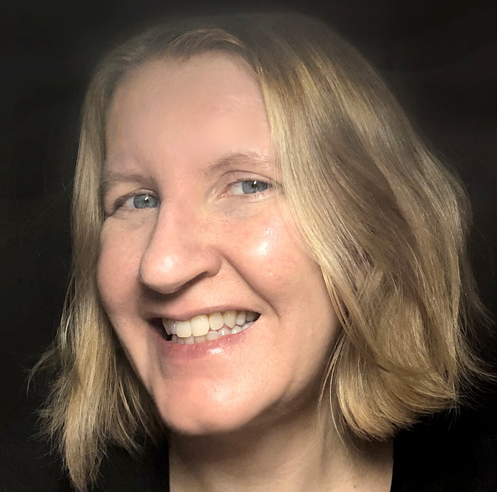 Pictures of Kristen photograph. 